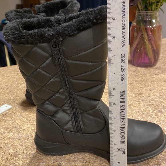 Totes Black Winter Snow Faux Fur Lined Boots 6W Edgen - Picture 16 of 17